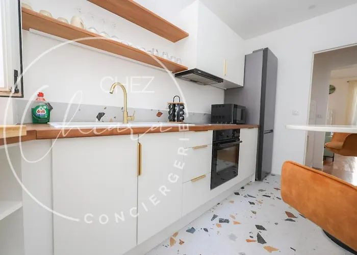 Bail Mobilite - Urban Retreat In Paris- Newly Renovated