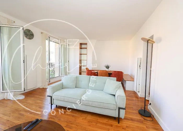 Bail Mobilite - Urban Retreat In Paris- Newly Renovated