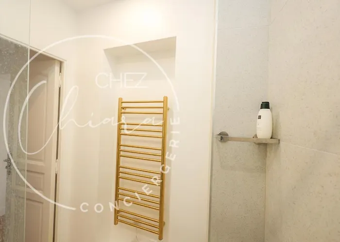 Апартаменты Bail Mobilite - Urban Retreat In Paris- Newly Renovated Париж
